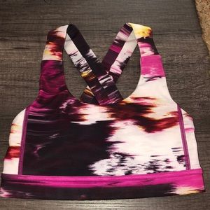 Lululemon sports bra